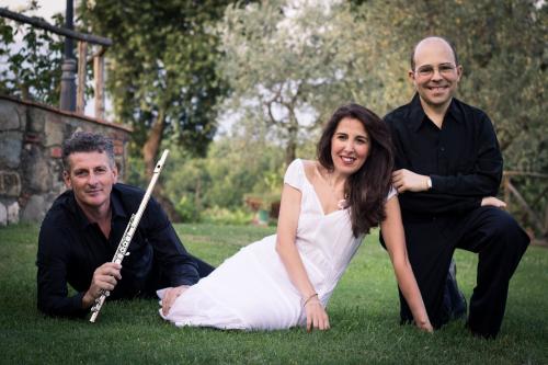 ROMANTIC SONGS - TRIO OPERA VIWA