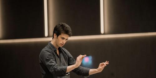 Mauro Mariani Sul Podio Dell'Orchestra Fiorentina