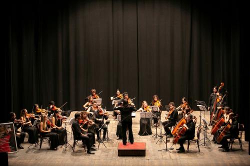 Attesissimo Finale con l'orchestra Soundiff diretta da Benedetto Montebello del 25.mo Concorso Internazionale di Esecuzione Pianistica "Premio Mauro Paolo Monopoli"  Appuntamento domenica 22 maggio ore 18,30 presso il Teatro Curci