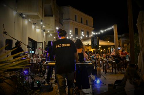 Black Diamond - Pink Floyd Tribute
