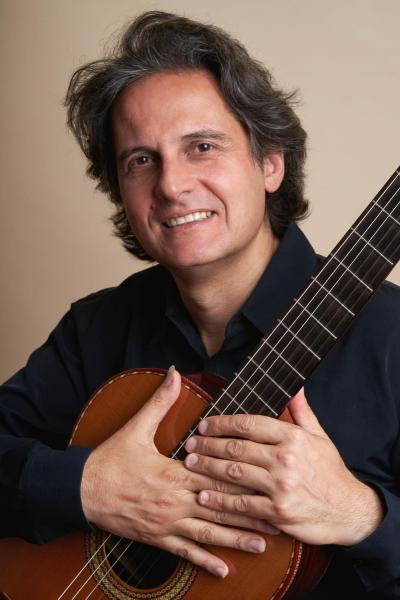 Concerto del chitarrista Luciano Pompilio