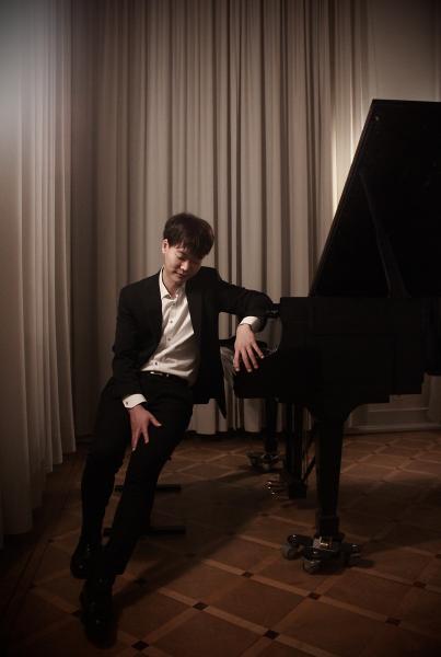 L’Autunno Musica della 38 ma Stagione Concertistica dell'Associazione Curci. Si inaugura domenica 25 settembre con i Virtuosismi pianistici del  pianista Kwon Kisuk presso l’Auditorium del Laboratorio Urbano  GOS a Barletta