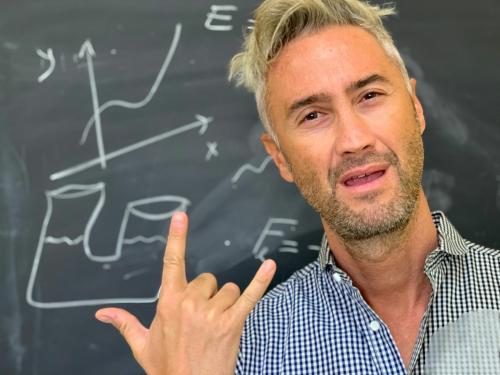 Vincenzo Schettini al Forma per presentare il suo libro
