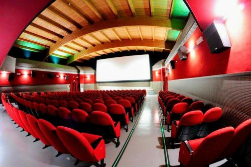 Parte il “Comedy Show Club” al Teatro Tartaro di Galatina