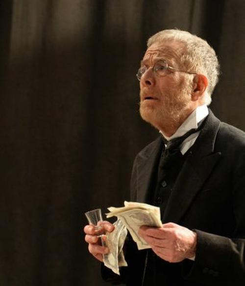 Il Berretto a Sonagli - Stagione Teatro Piccinni Bari