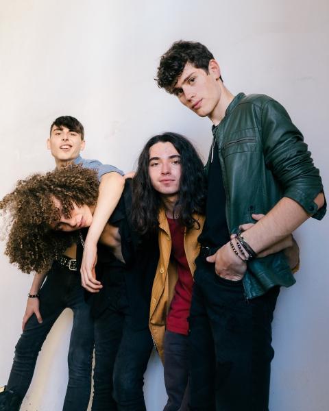 RED ROOM in concerto presentano "Teens Never Tell The Truth"