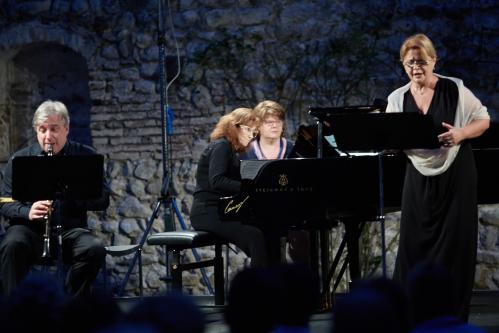 CHAMBER OPERA - ENSEMBLE VARIABILE