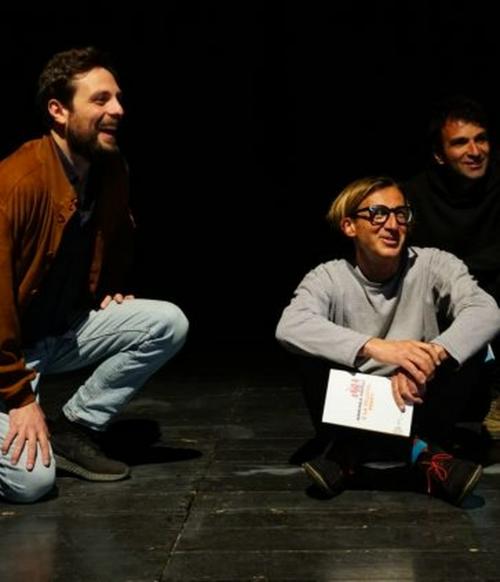 E la Felicità, Prof? in scena a Barletta