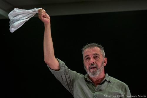 “Uno nessuno e Pirandello”