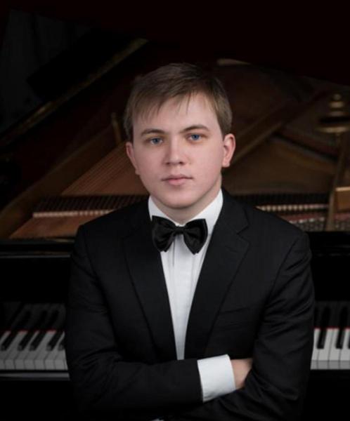Pianista Filippo Gorini a Bari