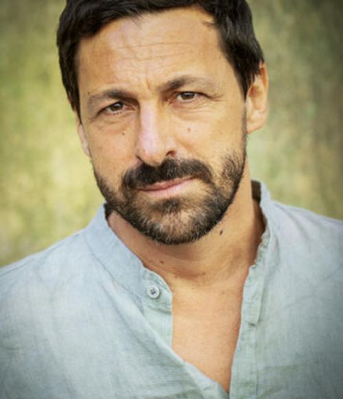 “L’ombra di Totò” con Yari Gugliucci a Mesagne