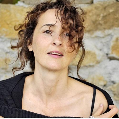 Ragazze al muro di Eleonora Danco