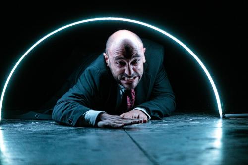 Sconosciuto. in Attesa di Rinascita di e con Sergio del Prete