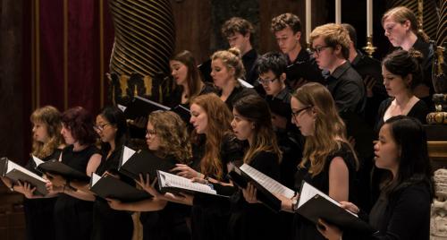 Lighten Our Darkness:  Concerti per la Pasqua