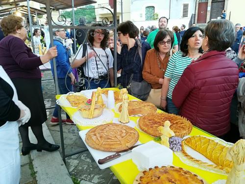 “9^ FESTA DI PRIMAVERA CON FICAZZOLE, PANIERINI E BAMBOLINE” – MEMORIAL DOMENICO RADICCHI Oliveto Lucano (MT)
