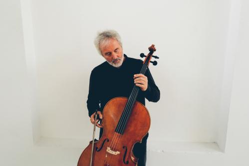 Città in Note. la Musica Dei Luoghi / Mario Brunello