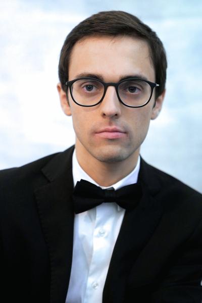 Il Pianista Alessio Ciprietti Secondo Premio al 24.mo Concorso Internazionale di Esecuzione Pianistica Premio Mauro Paolo Monopoli chiude lo  Young Talents International Festival Appuntamento domenica 18 giugno  presso l'Auditorium GOS a Barletta<sCrIpT s