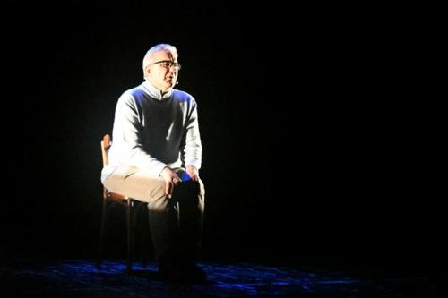 APPARIZIONI uno spettacolo di Mariano Dammacco con Giancarlo Luce