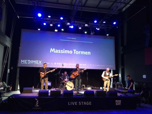 Massimo Tormen in concerto - Con una performance pittorica di Amanda Librale