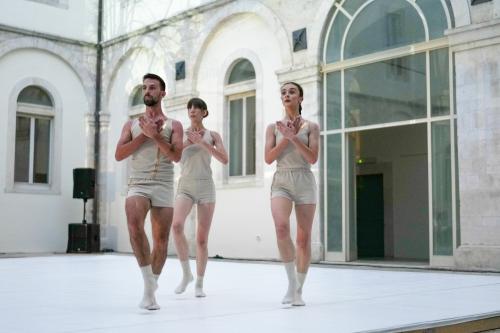 Compagnia Menhir in "Tirana My Rhythm"