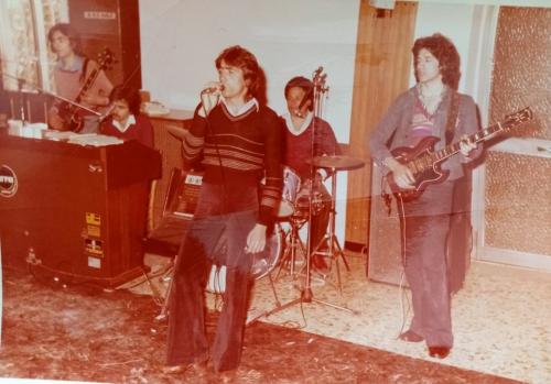 The Kids of 70's + Antonietta Pellegrini live at Scarlatti Caffè