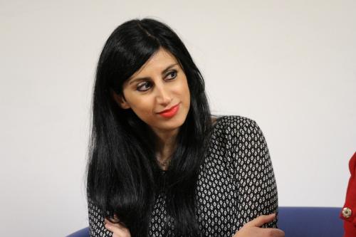 Al Chora-Ma ospite Valentina Perrone con il suo romanzo "Un istante qualunque"