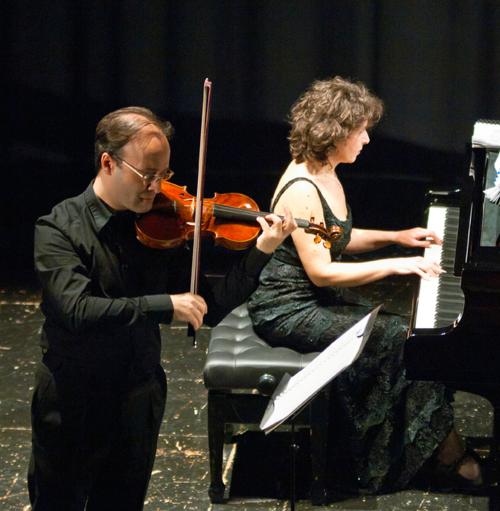 "IL VIOLINO FRA ‘800 E ‘900" DI SCENA IL DUO ARENA – MUNAFO’   APPUNTAMENTO DOMENICA 29 OTTOBRE PRESSO L’AUDITORIUM GOS A BARLETTA