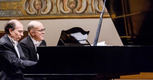 IL GIRO DEL MONDO IN 80 GIORNI: UN VIAGGIO MUSICALE SULLE TRACCE DI MR. FOGG - AURELIO & PAOLO POLLICE duo pianistico