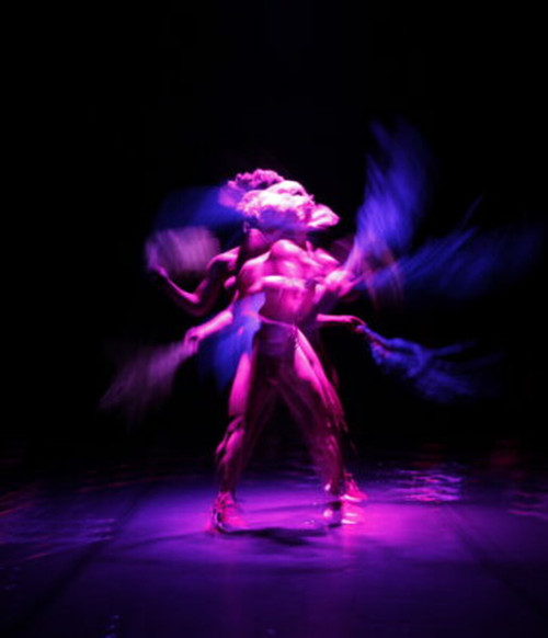 UOVO coreografia, scene e regia GABRIELLA MAIORINO