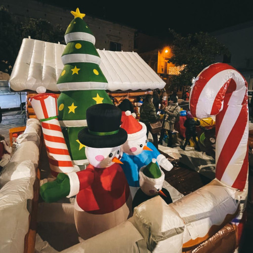 Natale delle meraviglie Ginosa - Villaggio gonfiabile di Babbo Natale