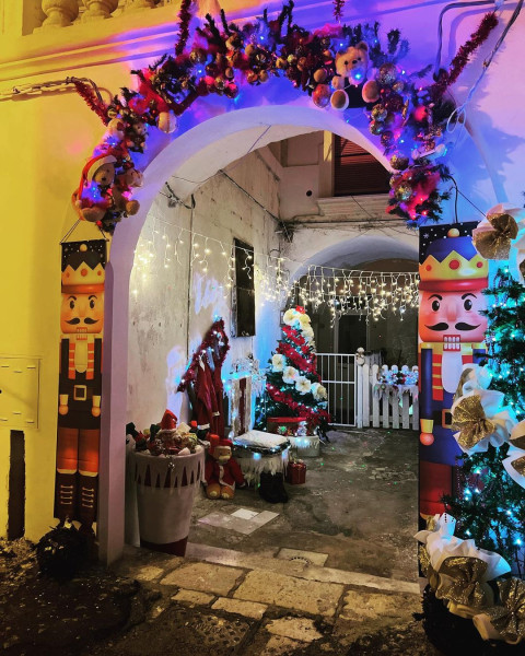 Si accende il Natale a Grottaglie: accensione luminare