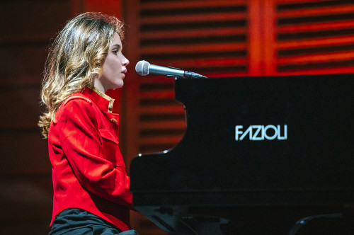 Frida Bollani Magoni, Piano e Voce