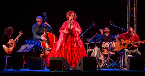 JAZZ, ROCK, RHYTHM AND BLUES - SARAH JANE MORRIS & Maurizio Di Fulvio Group