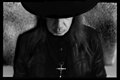 Il liuto dark di Jozef Van Wissem in concerto a Roma