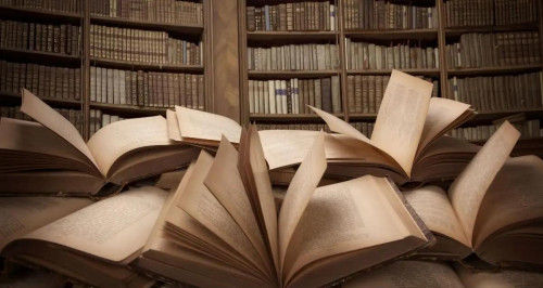 "Una maestra ma non troppo", Raffaella Leone ospite di VIAGGI LETTERARI NEL BORGO