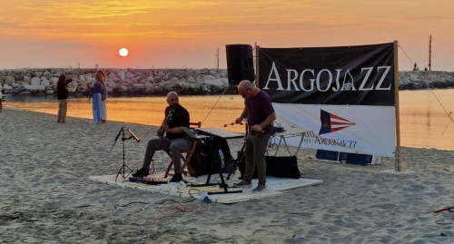 Aspettando il sorgere del sole  con i CONNECTION ( Viz, Diego e Stefano) ospiti della ventunesima edizione ARGOJAZZ