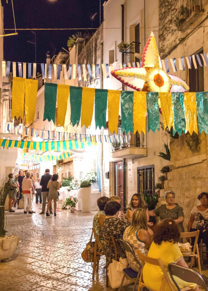 Gli «ALTARINI DI FERRAGOSTO» di RUTIGLIANO