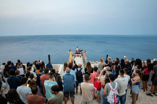 L'alba musicale di Music Platform: Santa Cesarea Terme si risveglia con Prime Luci