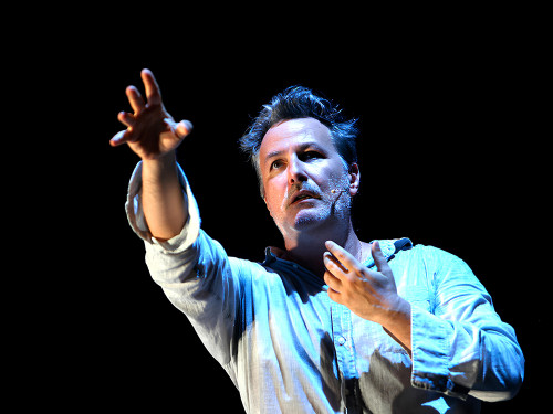 Davide Enia al Nuovo Teatro Ateneo con "Roberto Baggio" il 1° ottobre
