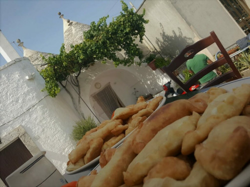 Trekking e aperitivo nell'antico borgo di Cocolicchio