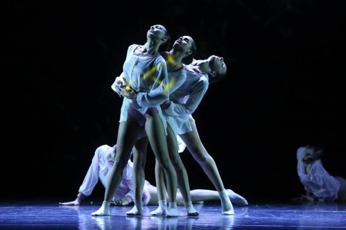 Danza in prima: il bello dell'arte tersicorea a Napoli