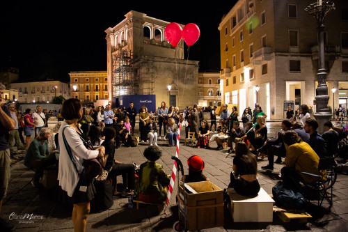 Barbonaggio Teatrale Collettivo in Piazza Sant'Oronzo