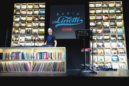 Linus in Radio Linetti al Teatro Ponchielli di Cremona