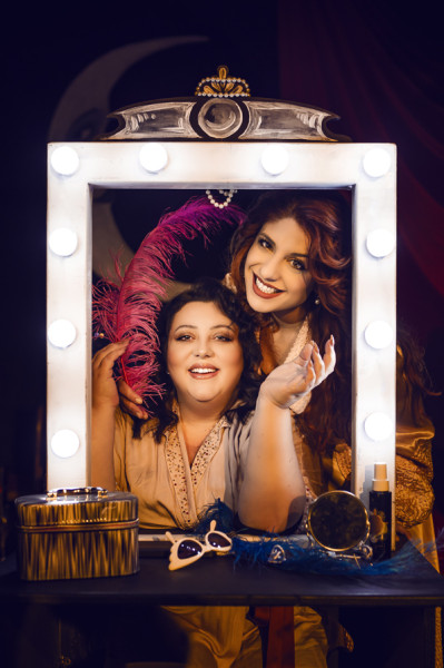 Ebbanesis (Viviana Cangiano & Serena Pisa) in "Bek Steig"