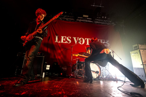 LES VOTIVES in concerto