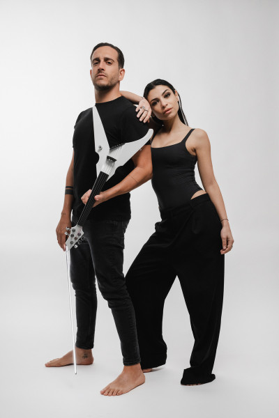 FEDERICA BUDA E MIKE VIOLINIST INSIEME PER UNA STRAORDINARIA COVER   AFRO HOUSE DI "VIVA LA VIDA"