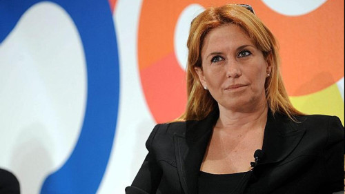 POIETIKA  5 Aprile 2025  MONICA MAGGIONI in dialogo con CAROLA CARULLI  La storia non ammette scorciatoie