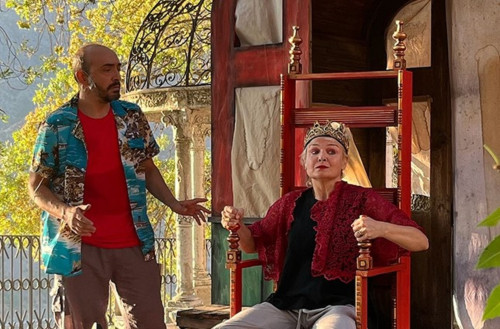 "Searching for Hamlet" di Mana Chuma Teatro sul palco della Distilleria De Giorgi