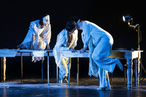 ARRUSI al Teatro Filodrammatici