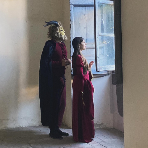 LE FIABE DEL PALAZZO: Lo scarafaggio, il topo e il grillo
